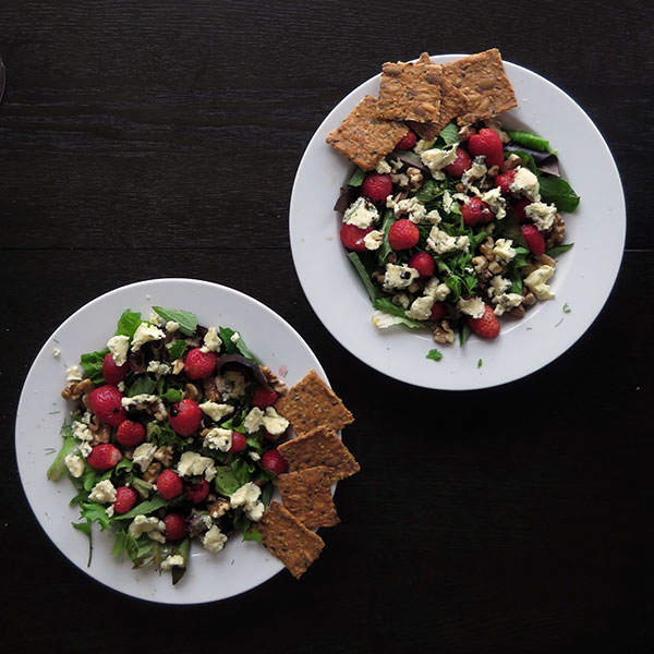 First Meal of the CSA Season: Mixed Green Salad With Blue Cheese, Walnuts and Strawberries