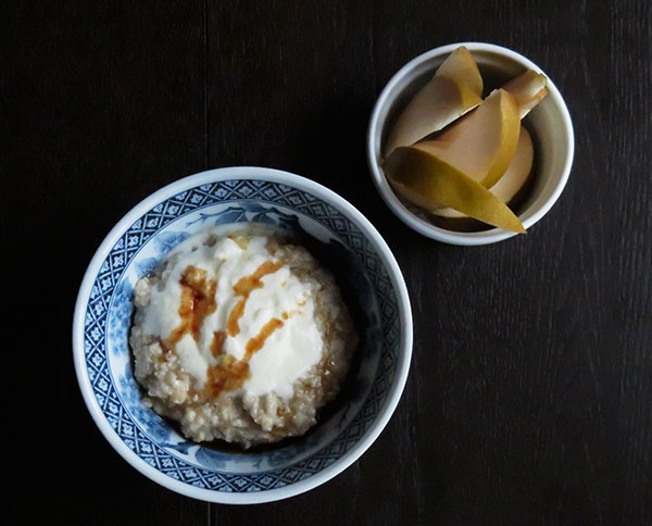 Scottish Oatmeal With Plain Yogurt and Boiled Cider